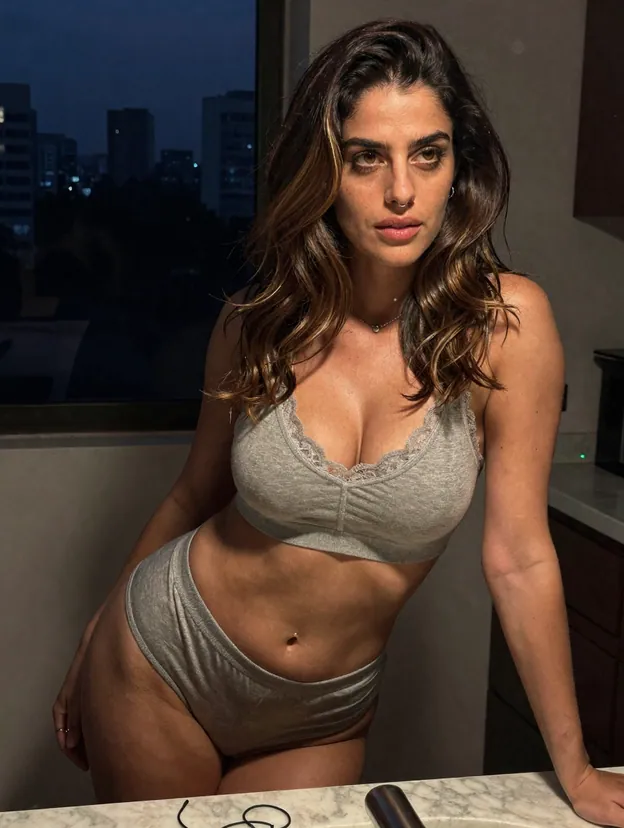 Liora photo 25